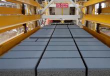 標(biāo)準(zhǔn)透水磚生產(chǎn)機(jī)械也可以很時(shí)髦噠！