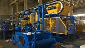 路面磚機(jī)花磚機(jī)，馬路花磚機(jī)