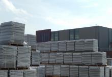 保溫砌塊制磚設(shè)備生產(chǎn)廠家注意啦！