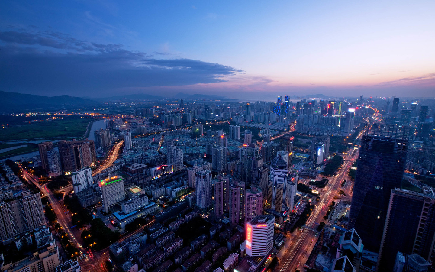 全自動透水磚機(jī)