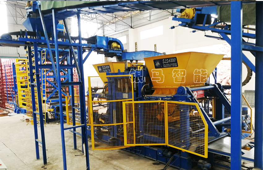 全自動(dòng)免燒磚機(jī)生產(chǎn)線的安全工作要求有哪些？