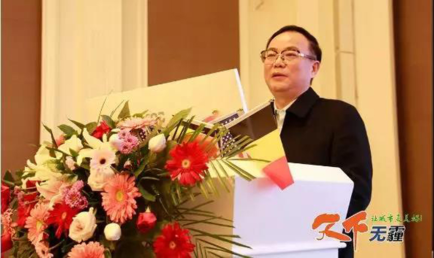 鄭州鼎盛企業(yè)集團董事長盧洪波致辭